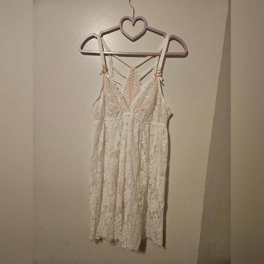Cacique- Women' 12 Elegant White Lace Chemise Babydoll Silk  NWOT Valentine Sexy - Picture 3 of 10